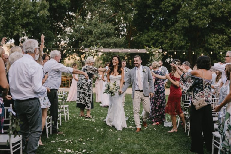 April &amp; Matt�s wedding at Flowerdale Estate — DUUET