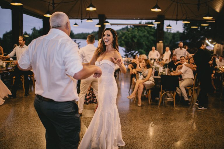 April &amp; Matt�s wedding at Flowerdale Estate — DUUET